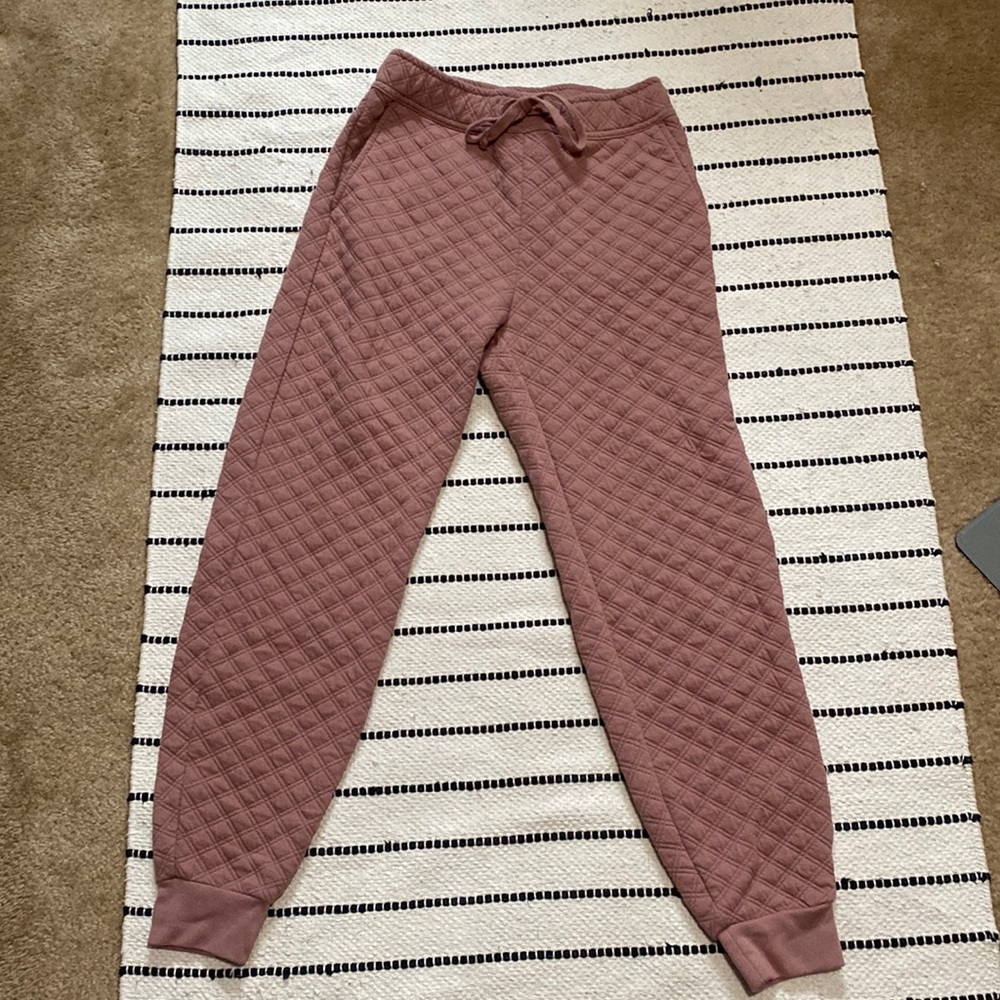 Madewell resourced quilted jogger sweatpants